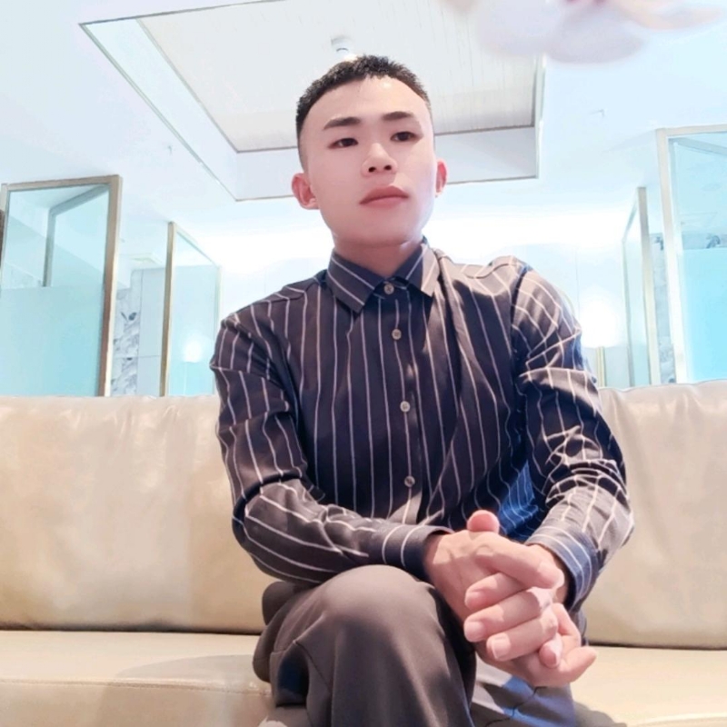 王文的第一张照片--广东闪婚服务中心
