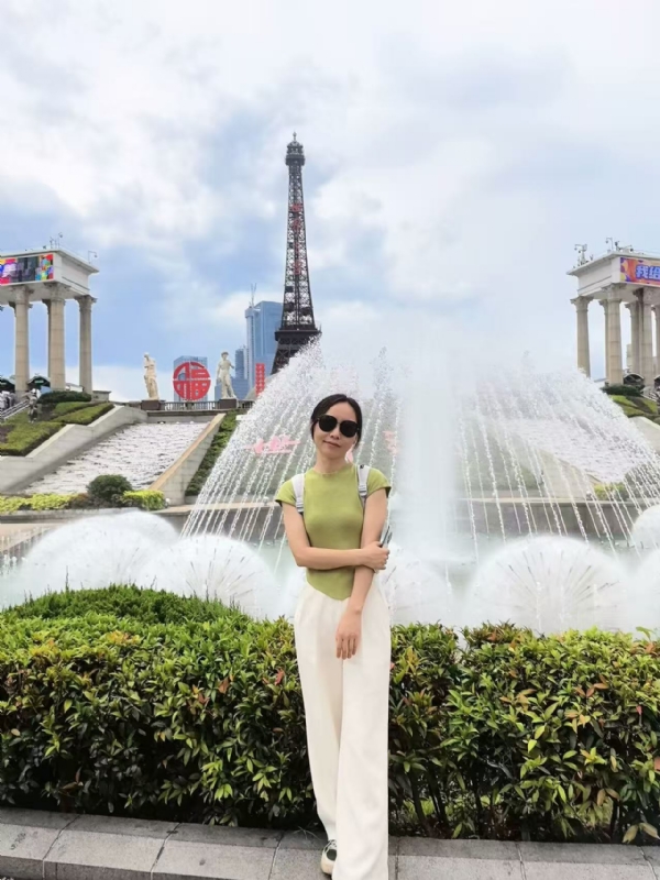 秋风落叶的第一张照片--广东闪婚服务中心