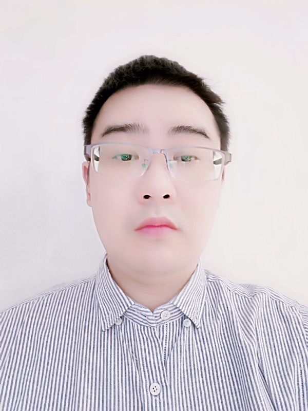 Simon的第一张照片--广东闪婚服务中心