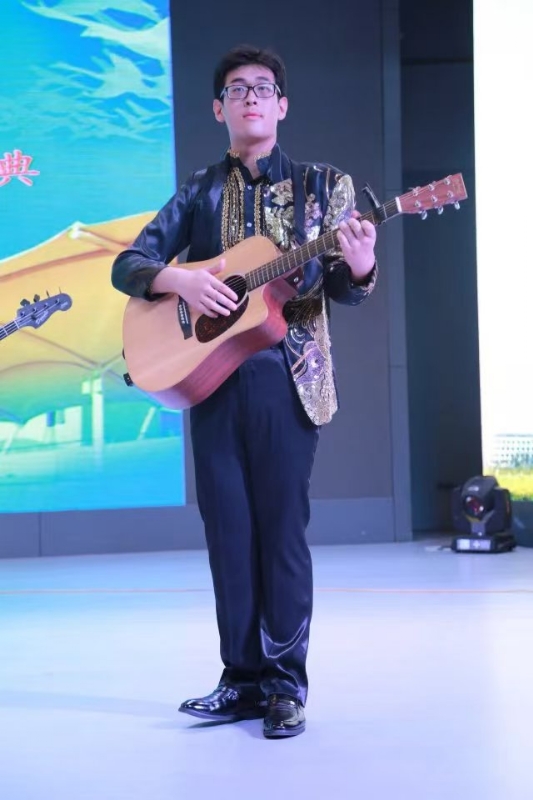 一叶知秋ZG的第一张照片--广东闪婚服务中心