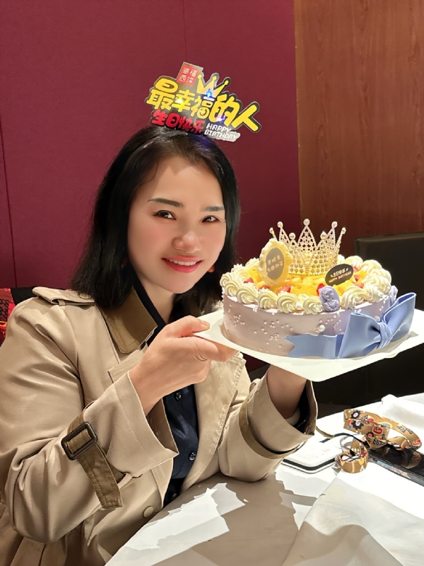 Apple的第一张照片--广东闪婚服务中心