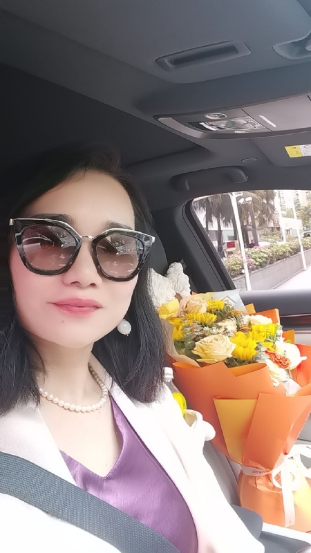 Apple的第一张照片--广东闪婚服务中心
