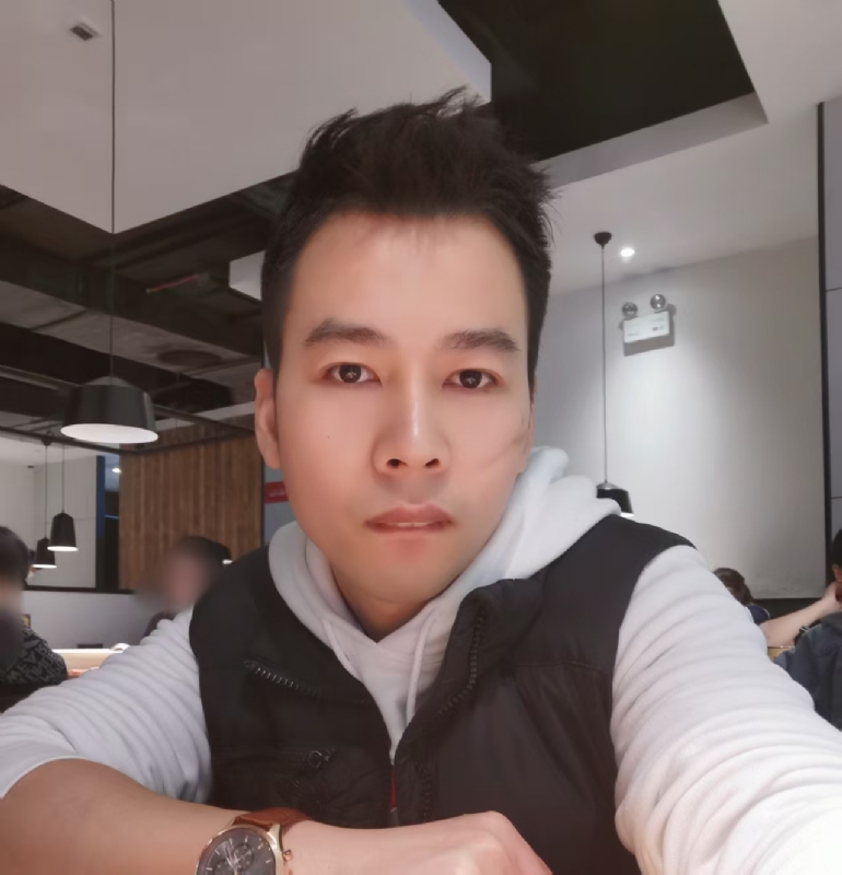 思明的第一张照片--广东闪婚服务中心