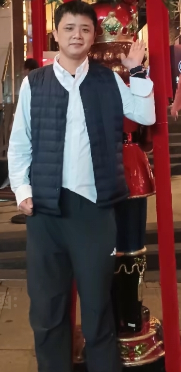 龙的陪伴的第一张照片--广东闪婚服务中心