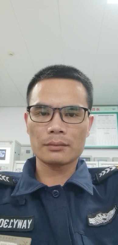 一直都在的第二张照片--广东闪婚服务中心