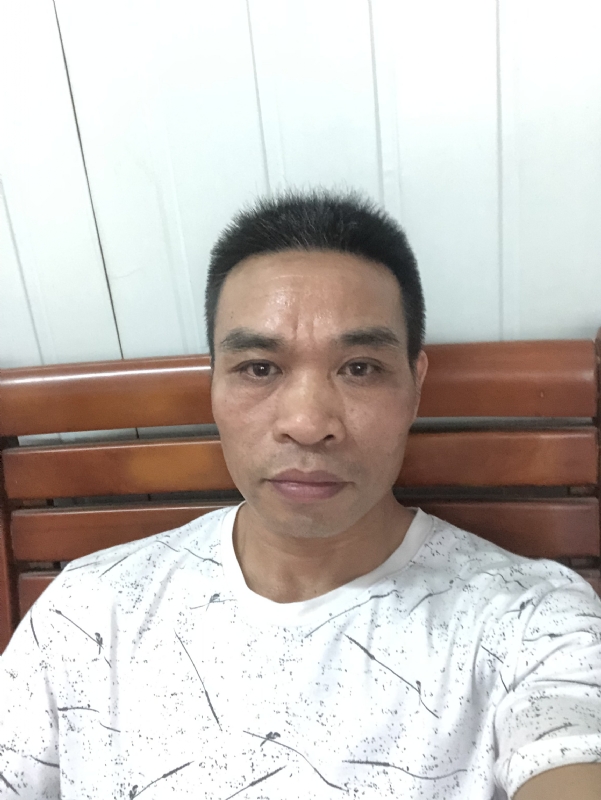 福哥的第一张照片--广东闪婚服务中心