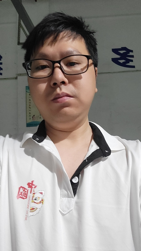 义星人的第一张照片--广东闪婚服务中心